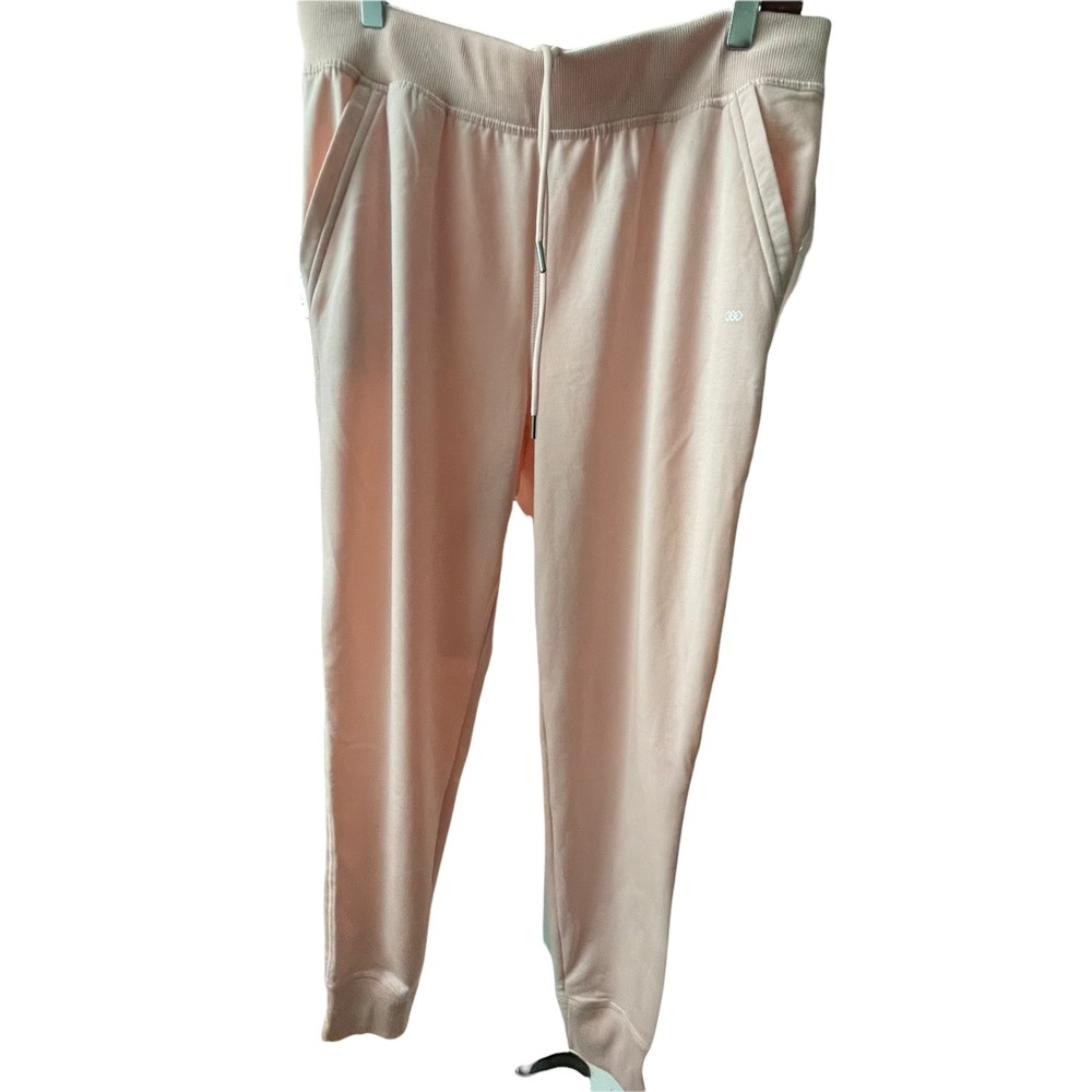 Leg3nd women jogger size L